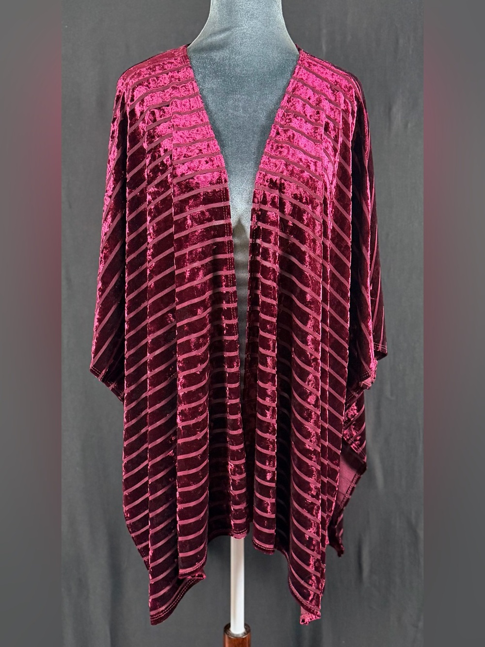 Olivia Rae Kimono L Burnout Velvet Striped Open-Front Cardigan - Burgundy Whimsy